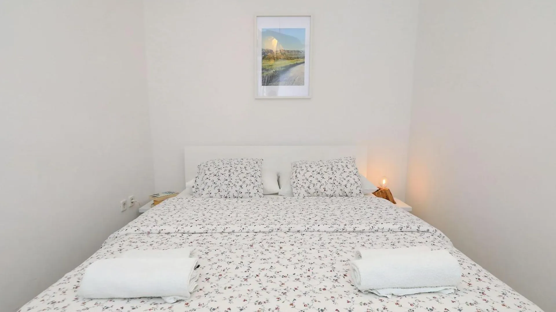 Candela, No 2 Starigrad Paklenica