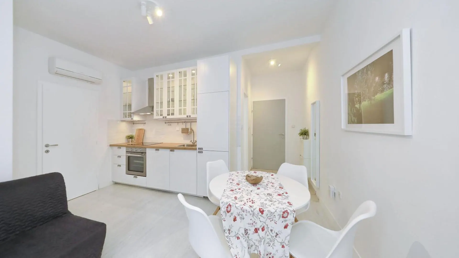Apartment Candela, No 2 Starigrad Paklenica