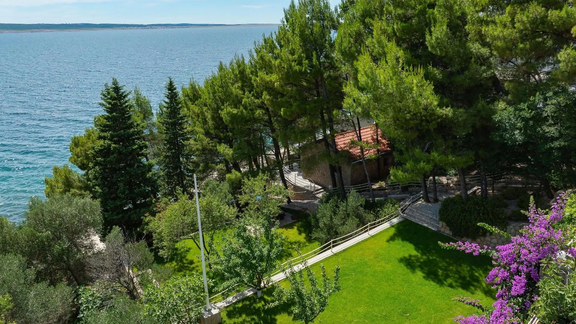 Candela, No 2 Starigrad Paklenica 0*,  Croatia